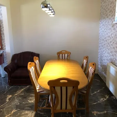 Kiscsere Vendeghaz Guest house Kallosemjen
