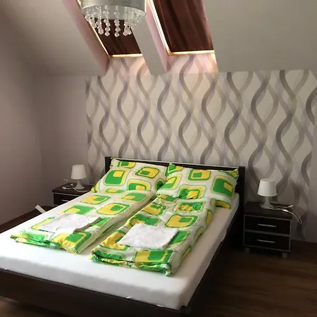 Guest house Kiscsere Vendeghaz 2*